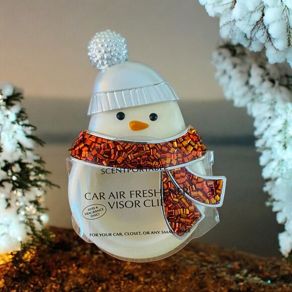 NEW BATH & BODY WORKS SNOWMAN SCENTPORTABLE HOLDER CAR VISOR CLIP AIR FRESHENER - Picture 1 of 2